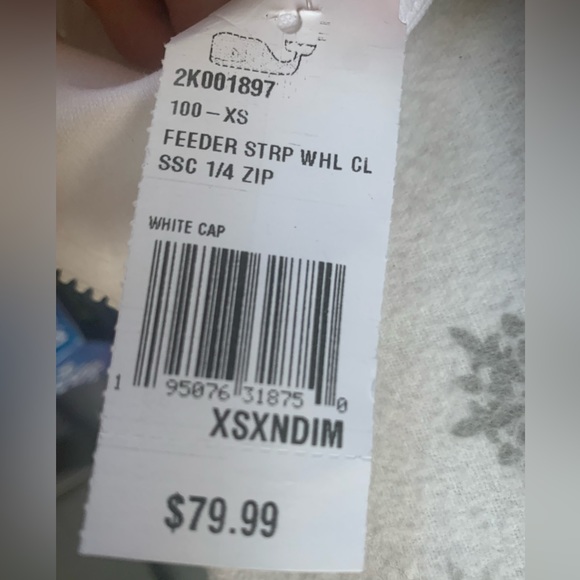 Vineyard Vines Women’s XS White Shep Shirt w/ Stripes & Whales on Shoulder - NWT - Picture 2 of 3
